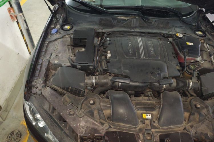 Used Jaguar XF 2013 XF 3.0 SC Prestige Edition Engine Bay Right