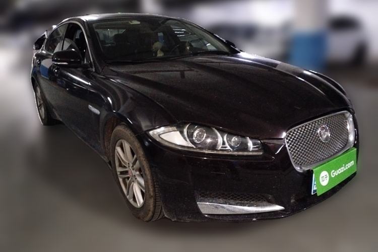 Used Jaguar XF 2013 XF 2.0T Luxury Edition Front Right 45 Deg