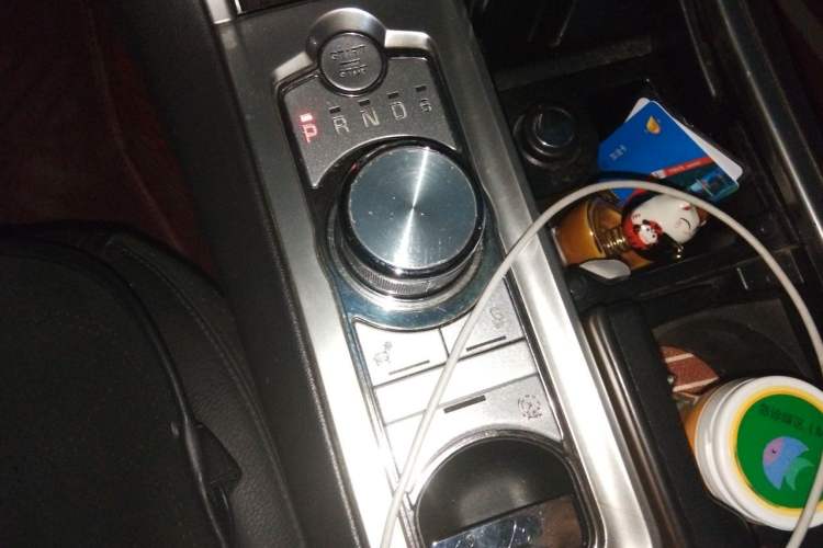 Used Jaguar XF 2013 XF 2.0T Luxury Edition Gear Lever
