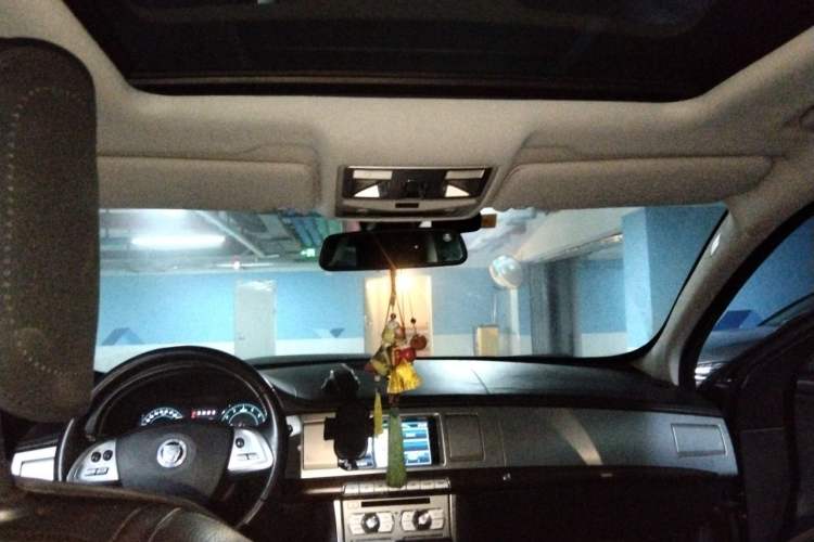 Used Jaguar XF 2013 XF 2.0T Luxury Edition Headliner