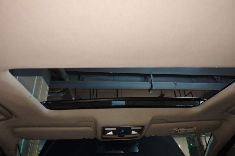 Used Jaguar XF 2013 XF 2.0T Luxury Edition Headliner