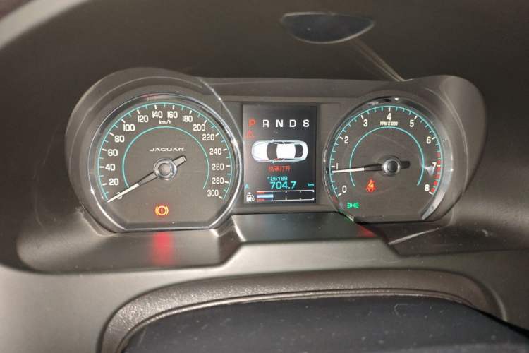 Used Jaguar XF 2013 XF 2.0T Luxury Edition Instrument Cluster