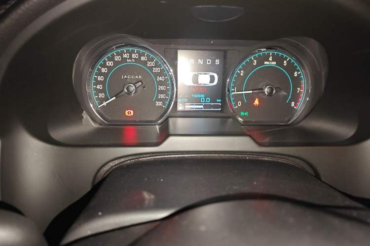 Used Jaguar XF 2013 XF 2.0T Luxury Edition Instrument Cluster