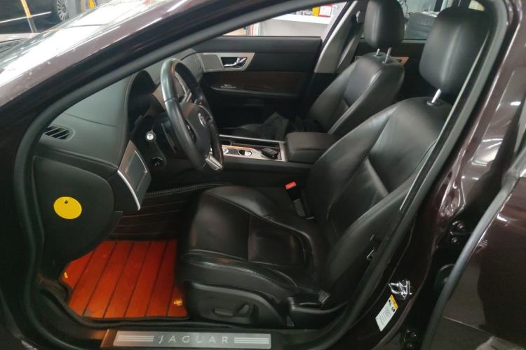 Used Jaguar XF 2013 XF 3.0 SC Prestige Edition Left Front Seat