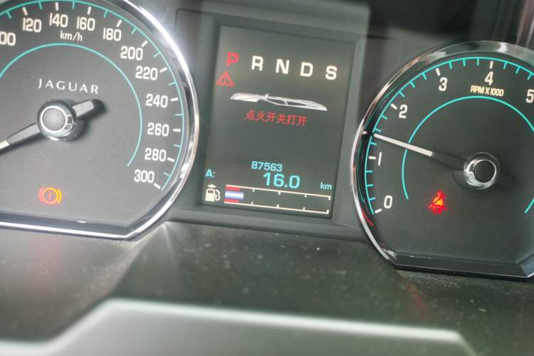 Used Jaguar XF 2013 XF 2.0T Luxury Edition Odometer Close Up