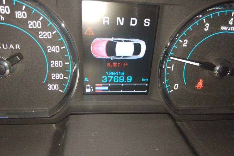 Used Jaguar XF 2013 XF 2.0T Luxury Edition Odometer Close Up