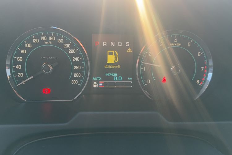 Used Jaguar XF 2013 XF 3.0 SC Prestige Edition Odometer Close Up