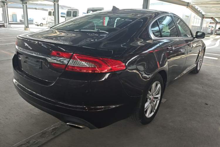 Used Jaguar XF 2013 XF 2.0T Luxury Edition Rear Right 45 Deg