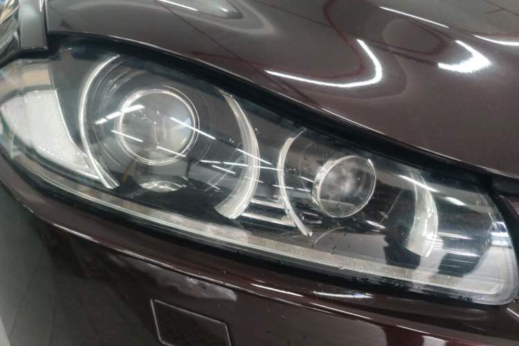 Used Jaguar XF 2013 XF 3.0 SC Prestige Edition Right Front Headlight