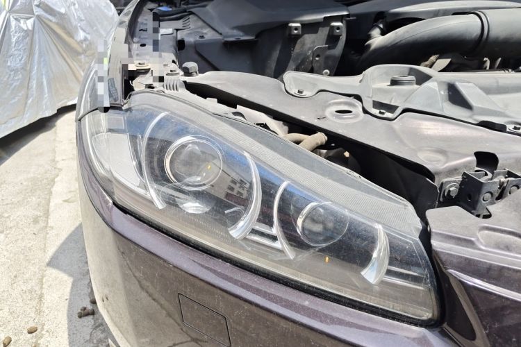 Used Jaguar XF 2013 XF 2.0T Luxury Edition Right Front Headlight