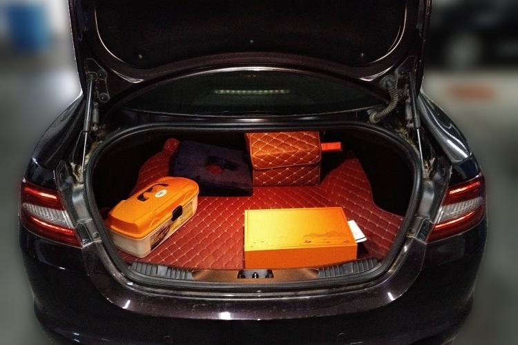 Used Jaguar XF 2013 XF 2.0T Luxury Edition Trunk
