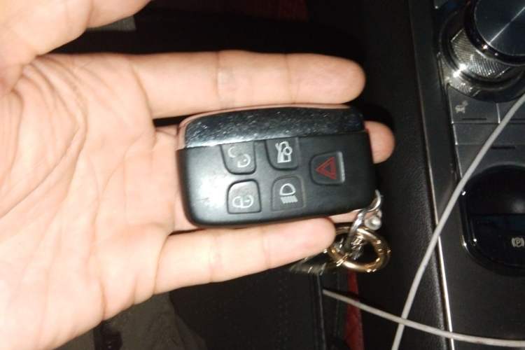 Used Jaguar XF 2013 XF 2.0T Luxury Edition Vehicle Key