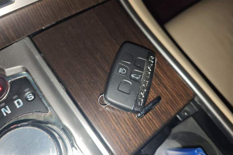 Used Jaguar XF 2013 XF 2.0T Luxury Edition Vehicle Key