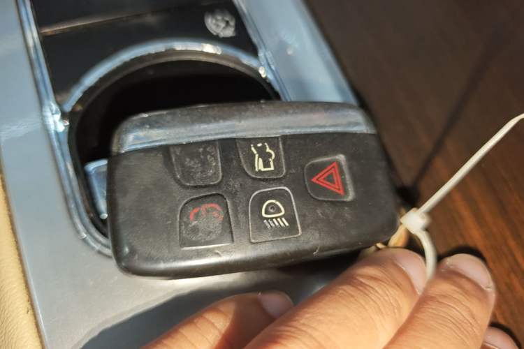 Used Jaguar XF 2013 XF 2.0T Luxury Edition Vehicle Key