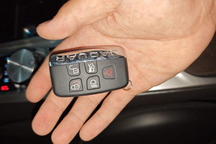 Used Jaguar XF 2013 XF 3.0 SC Prestige Edition Vehicle Key