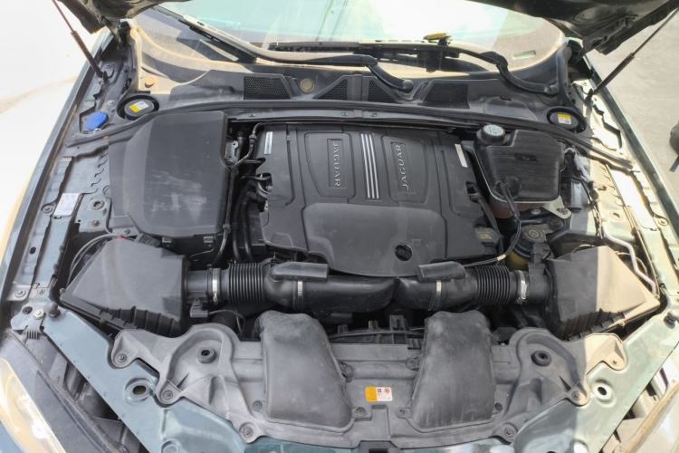 Used Jaguar XF 2013 XF 3.0 SC Prestige Edition Engine Bay