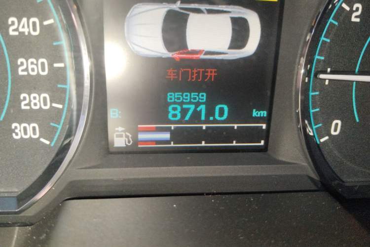 Used Jaguar XF 2013 XF 2.0T Luxury Edition Odometer Close Up