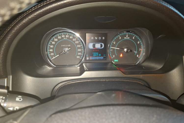 Used Jaguar XF 2013 XF 2.0T Luxury Edition Odometer Close Up