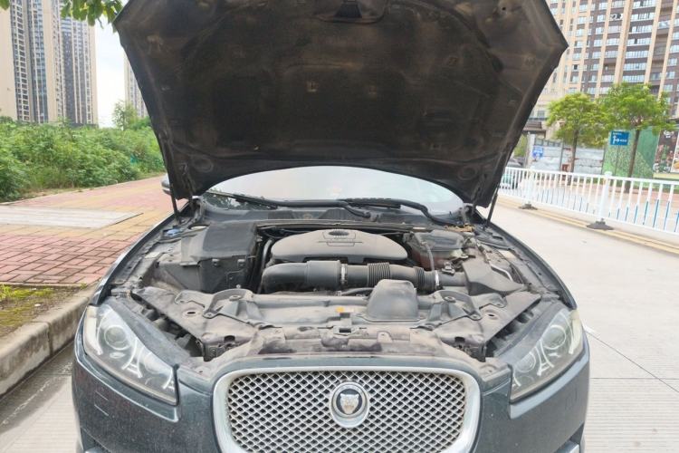 Used Jaguar XF 2013 XF 2.0T Luxury Edition Engine Bay