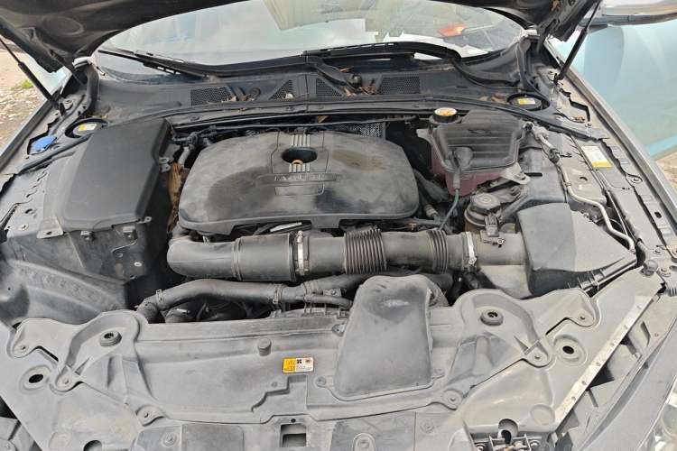 Used Jaguar XF 2013 XF 2.0T Luxury Edition Engine Bay