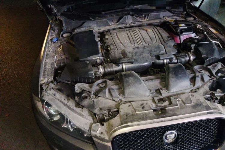 Used Jaguar XF 2013 XF 3.0 SC Prestige Edition Engine Bay Right