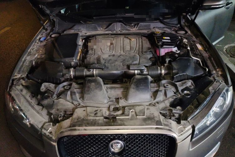 Used Jaguar XF 2013 XF 3.0 SC Prestige Edition Engine Bay