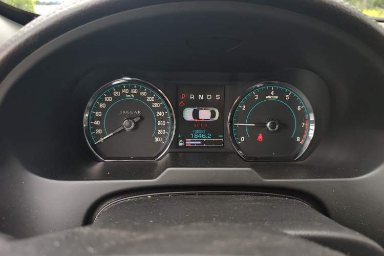Used Jaguar XF 2013 XF 2.0T Luxury Edition Instrument Cluster