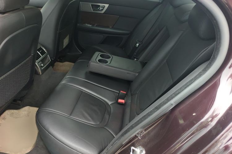 Used Jaguar XF 2013 XF 2.0T Luxury Edition Left Rear Seat