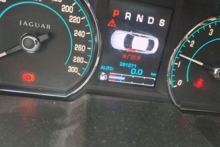 Used Jaguar XF 2013 XF 2.0T Luxury Edition Odometer Close Up