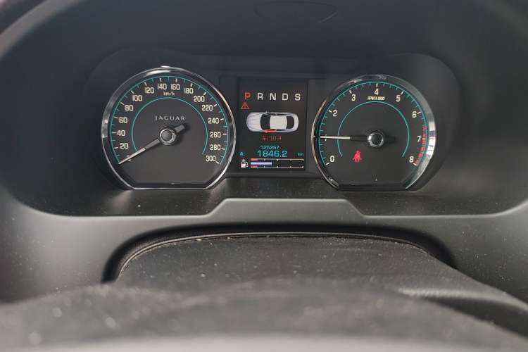 Used Jaguar XF 2013 XF 2.0T Luxury Edition Odometer Close Up