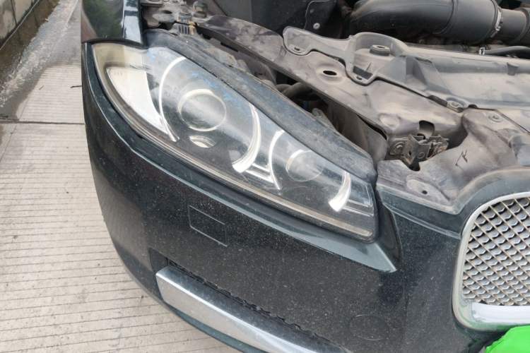 Used Jaguar XF 2013 XF 2.0T Luxury Edition Right Front Headlight