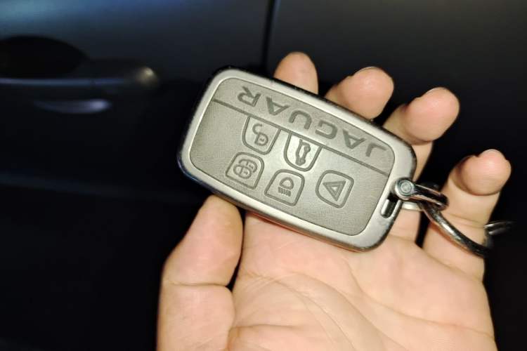 Used Jaguar XF 2013 XF 3.0 SC Prestige Edition Vehicle Key