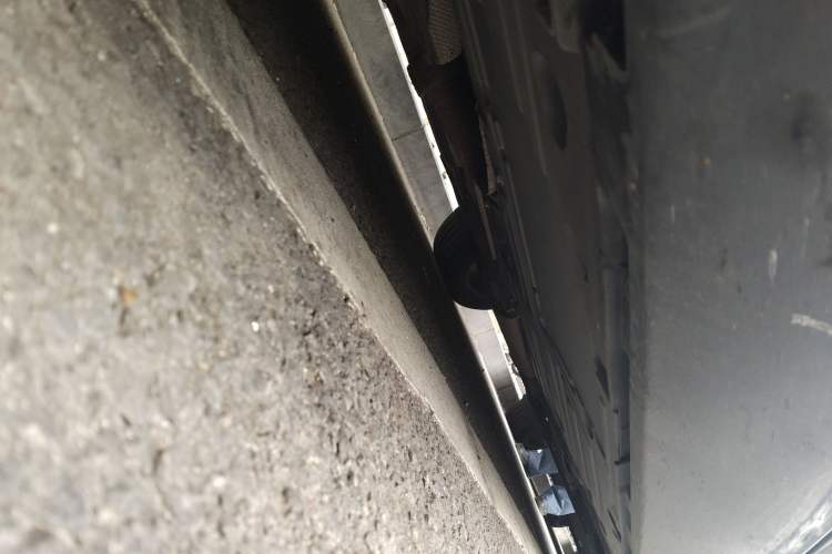 Used Jaguar XF 2013 XF 2.0T Luxury Edition Chassis Front Left