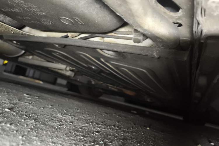Used Jaguar XF 2013 XF 2.0T Luxury Edition Chassis Rear Right