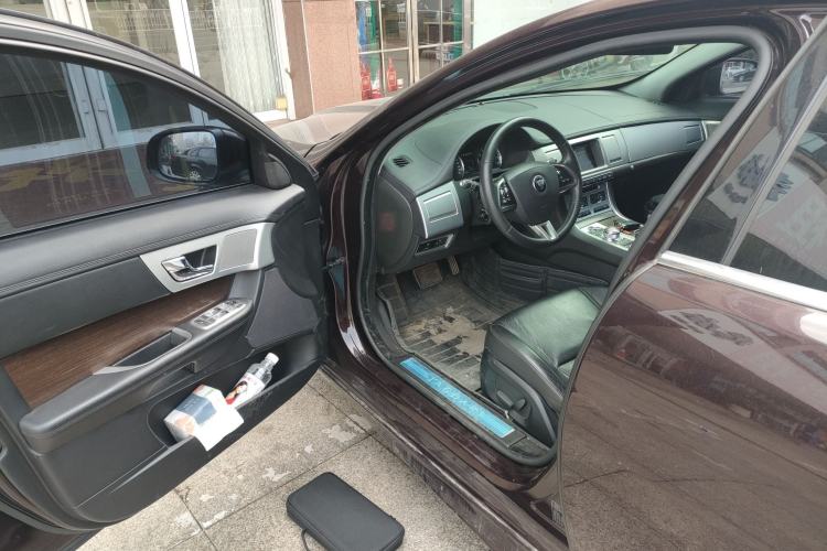 Used Jaguar XF 2013 XF 3.0 SC Prestige Edition Driver Seat