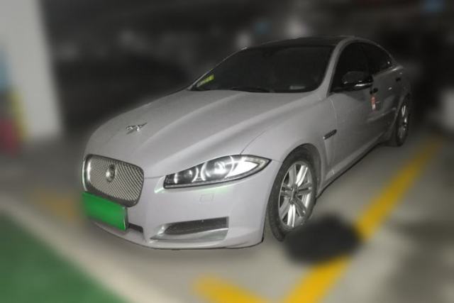 Ojetý Jaguar XF 2013 XF 2.0T Luxury Edition