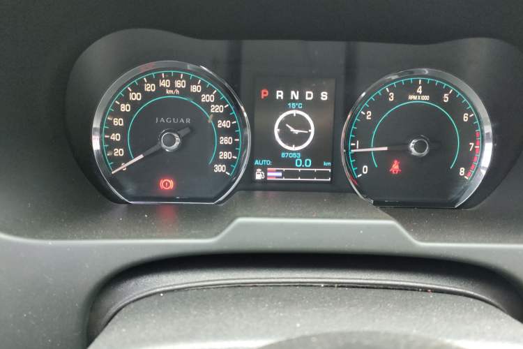 Used Jaguar XF 2013 XF 3.0 SC Prestige Edition Odometer Close Up
