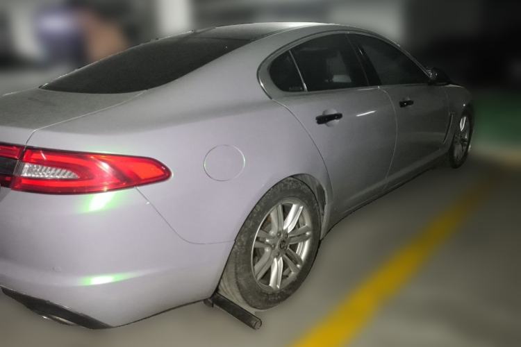 Used Jaguar XF 2013 XF 2.0T Luxury Edition Rear Right 45 Deg