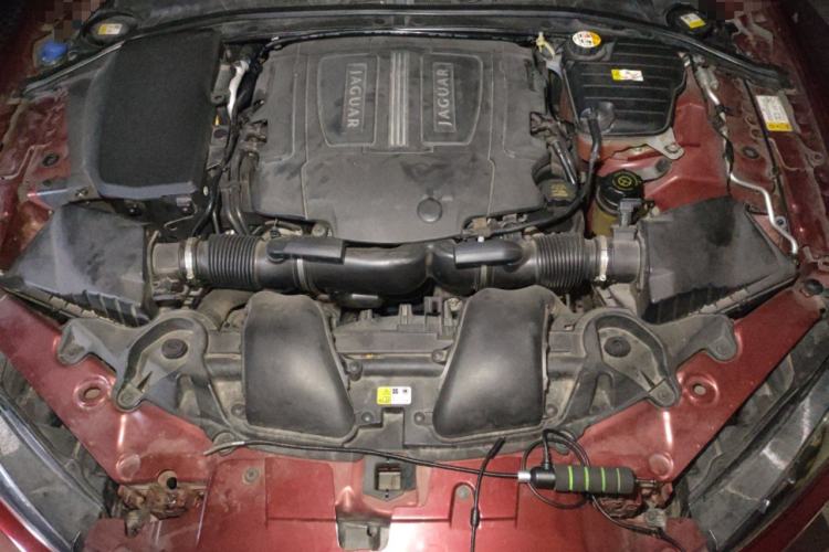 Used Jaguar XF 2013 XF 3.0 SC Prestige Edition Engine Bay