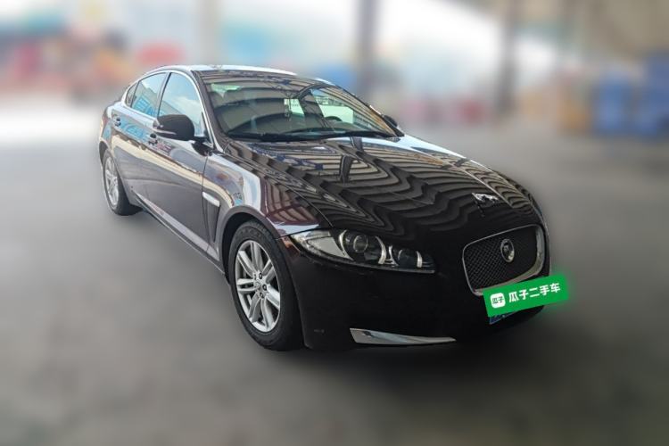 Used Jaguar XF 2013 XF 2.0T Luxury Edition Front Right 45 Deg