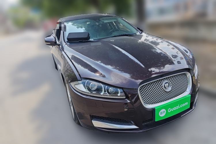 Used Jaguar XF 2013 XF 2.0T Luxury Edition Front Right 45 Deg