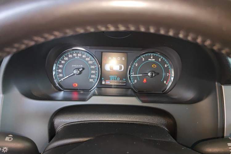 Used Jaguar XF 2013 XF 2.0T Luxury Edition Instrument Cluster