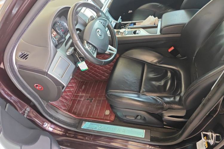 Used Jaguar XF 2013 XF 2.0T Luxury Edition Left Front Seat