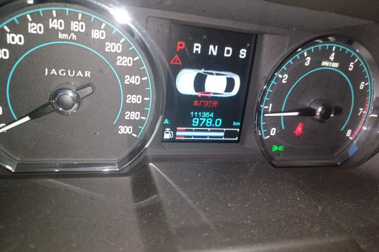 Used Jaguar XF 2013 XF 3.0 SC Prestige Edition Odometer Close Up