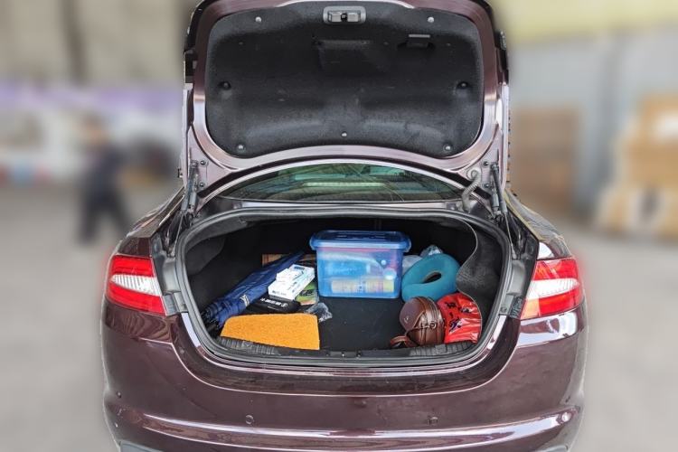 Used Jaguar XF 2013 XF 2.0T Luxury Edition Trunk