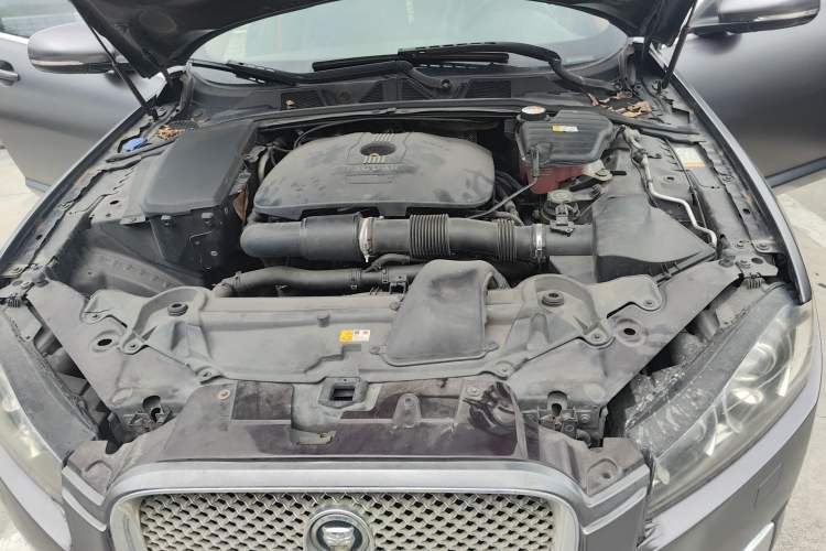 Used Jaguar XF 2013 XF 2.0T Luxury Edition Engine Bay
