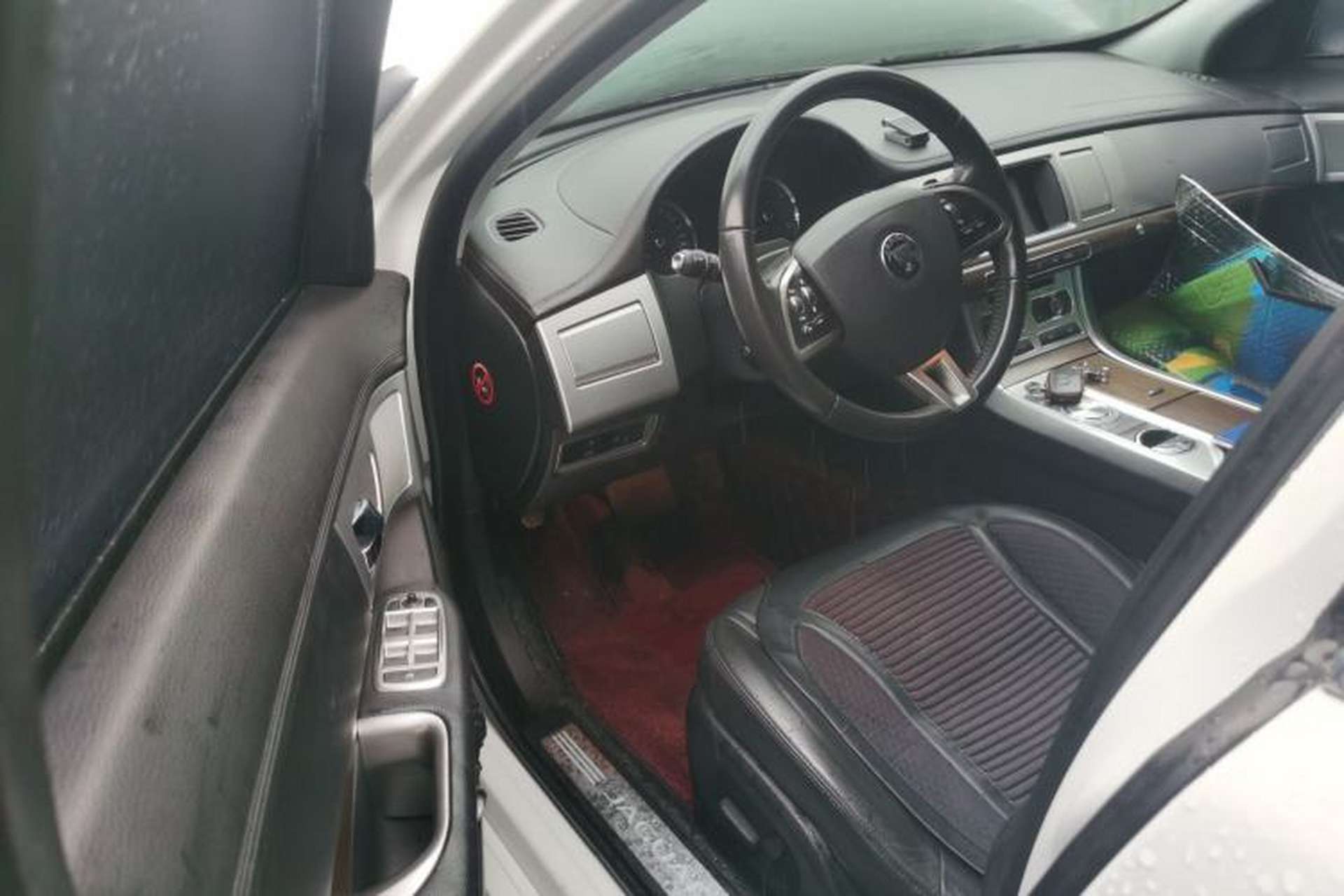 Used Jaguar XF 2013 XF 2.0T Luxury Edition Driver Seat