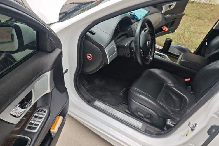 Used Jaguar XF 2013 XF 3.0 SC Prestige Edition Driver Seat