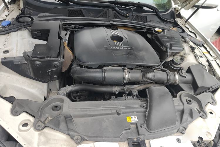Used Jaguar XF 2013 XF 2.0T Luxury Edition Engine Bay