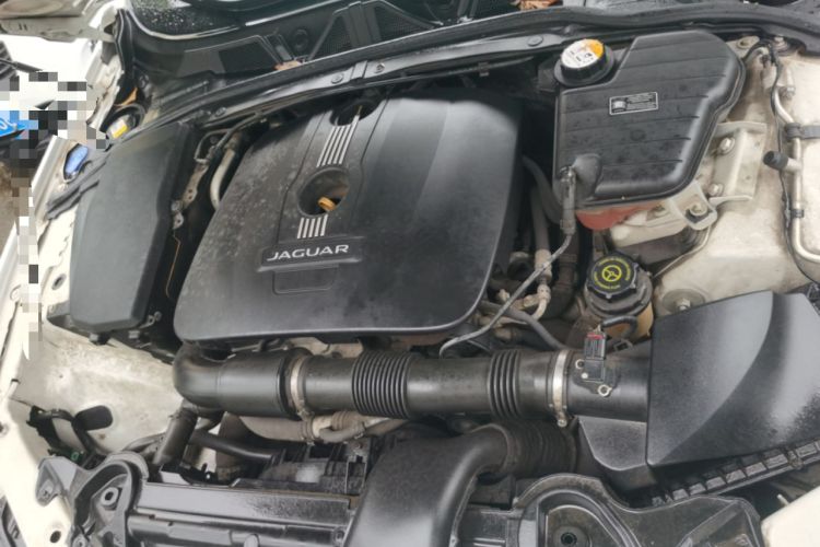 Used Jaguar XF 2013 XF 2.0T Luxury Edition Engine Bay